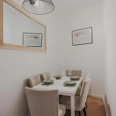 Lejlighed Charming 1bdr - Courcelles